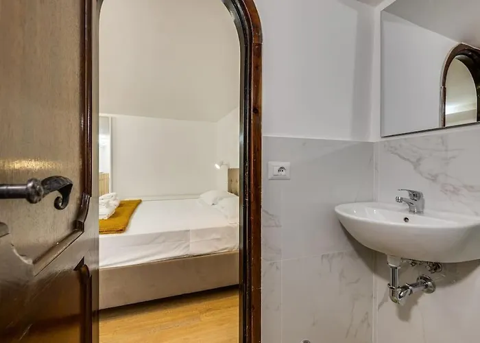 Trastevere Experience Апартаменты *